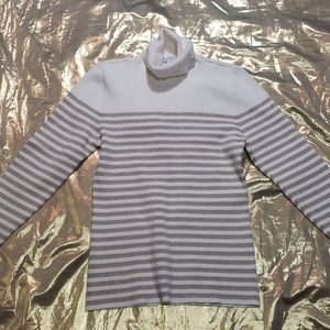 Liz Claiborne Women's Turtleneck Sz. Large